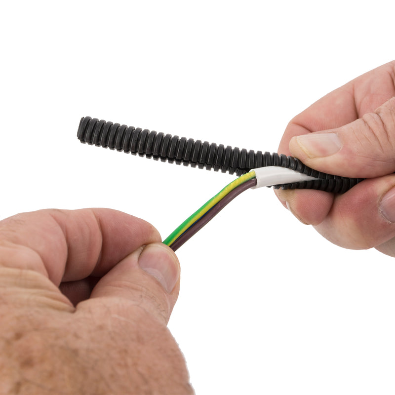 DETA 7mm x 3m Corrugated Split Tubing