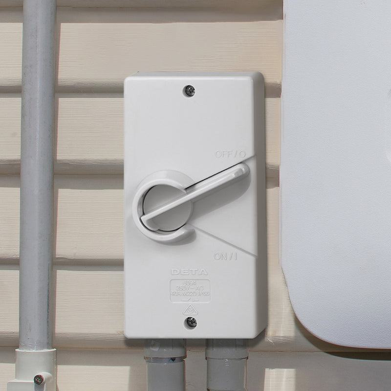 DETA 40 Amp Lockable Weatherproof Isolator